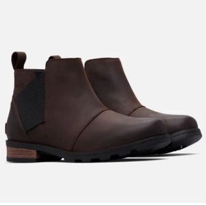 Sorel Emelie Chelsea Boots